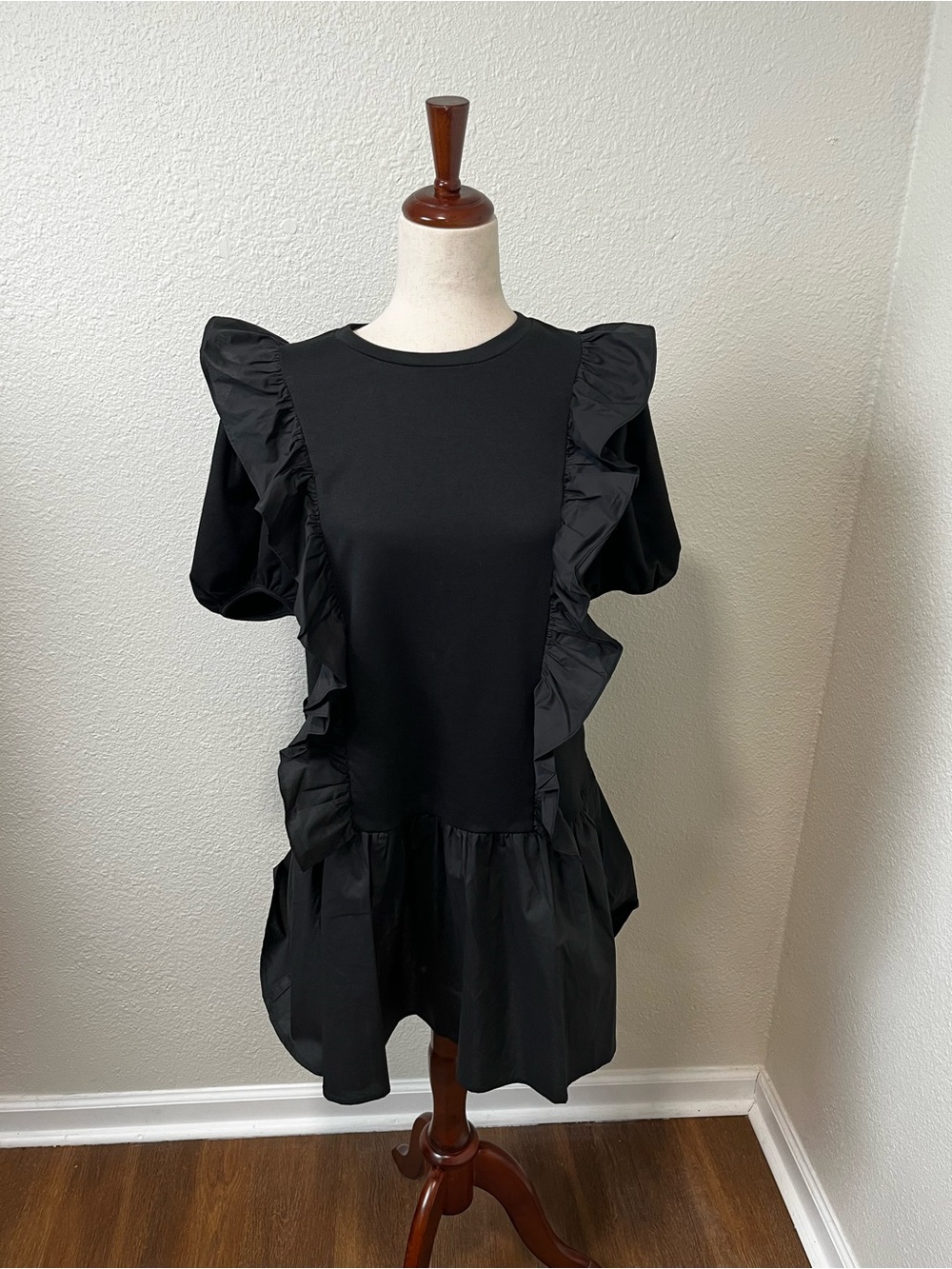 NWT English Factory Black Mixed Media Dress Size Small